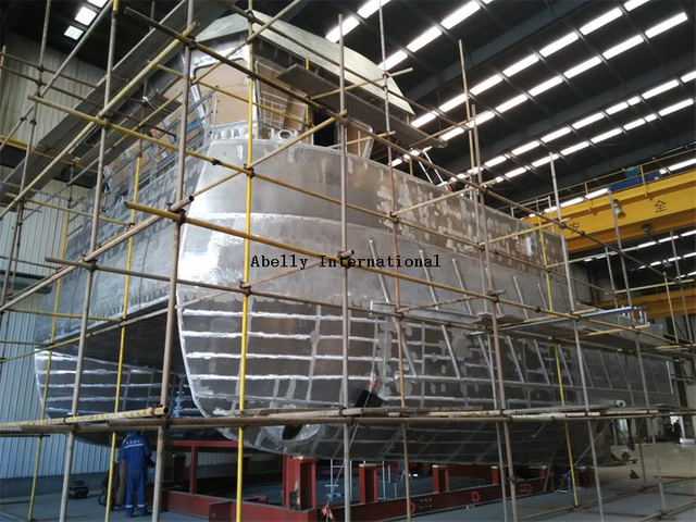 Kapal aluminium yang dipesan lebih dahulu