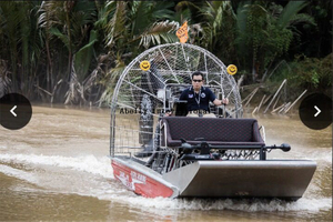Airboat aluminium 20ft dengan motor 495 hp